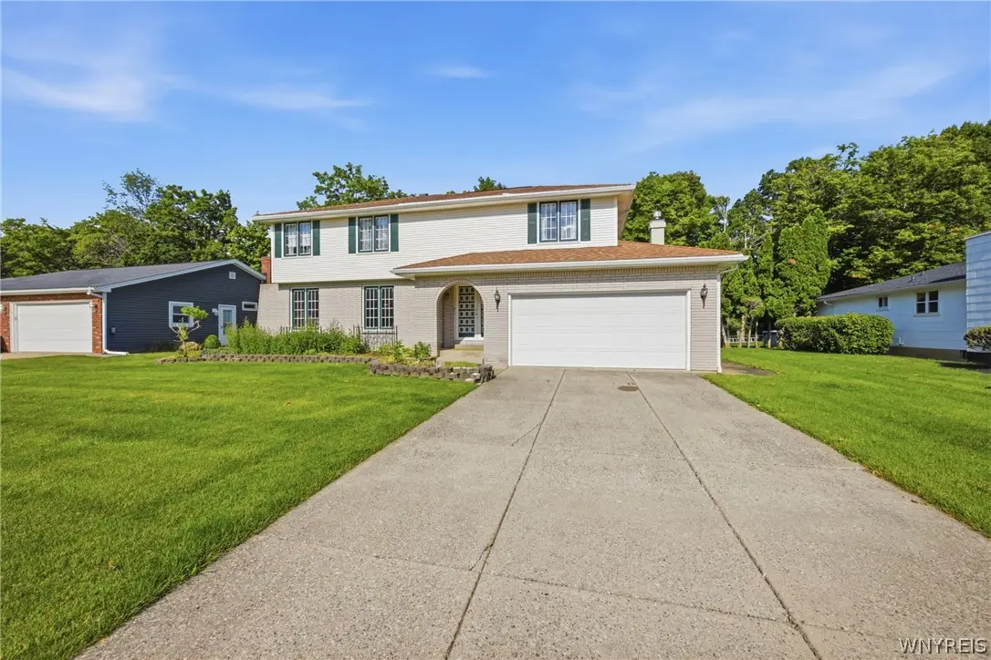 188 Heritage Farm Road, Buffalo, NY 14218 - #1