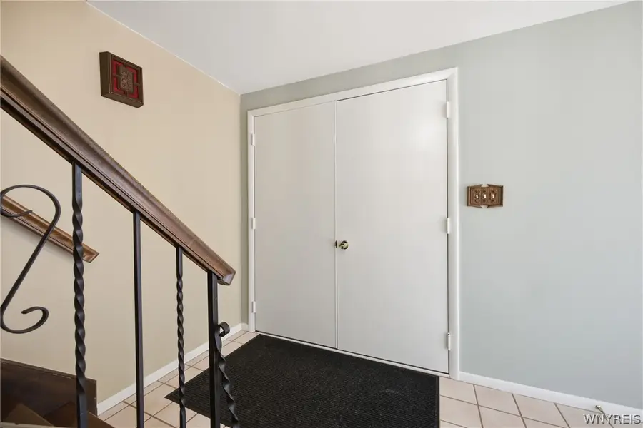 188 Heritage Farm Road, Buffalo, NY 14218 - #3