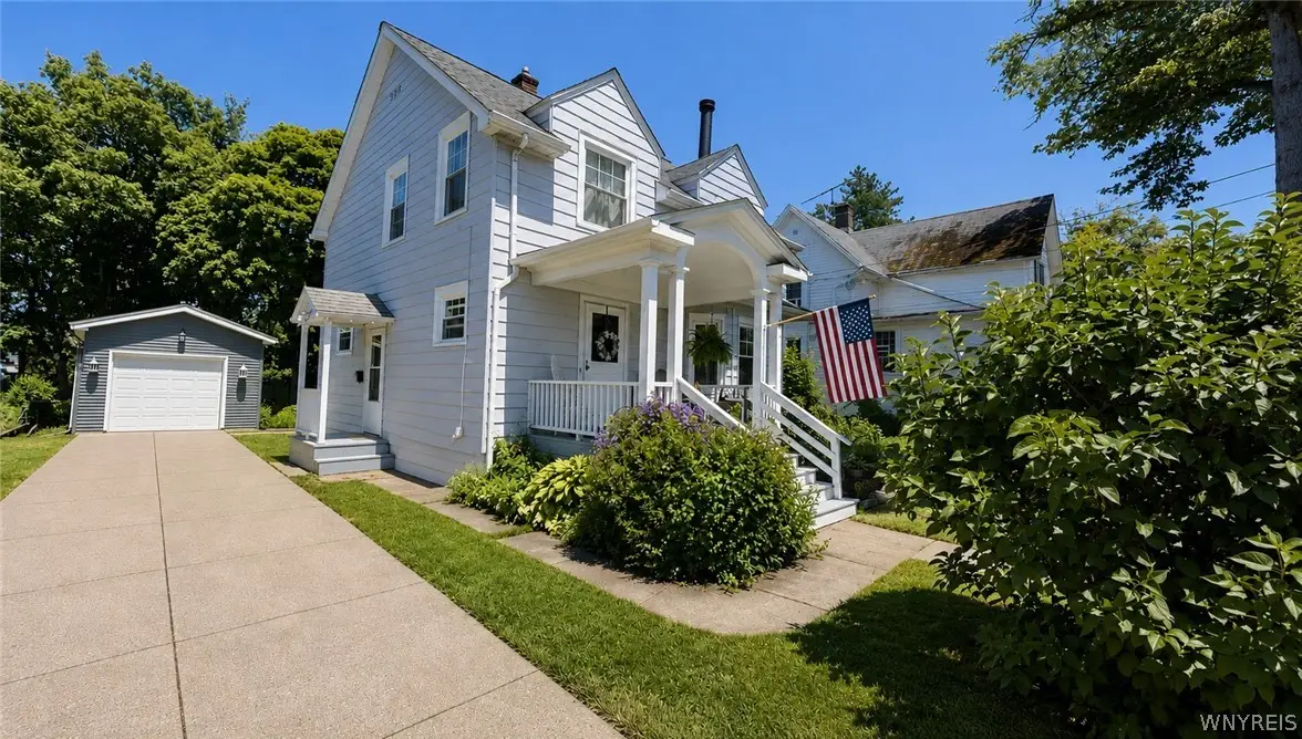 307 Pleasant Ave, Hamburg, NY 14075 - #1