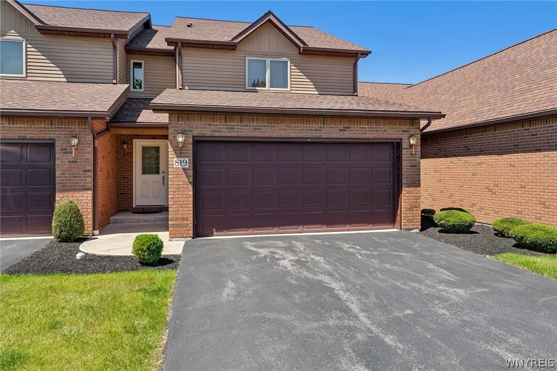 819 Carriage Lane, Lewiston, NY 14092 - #1
