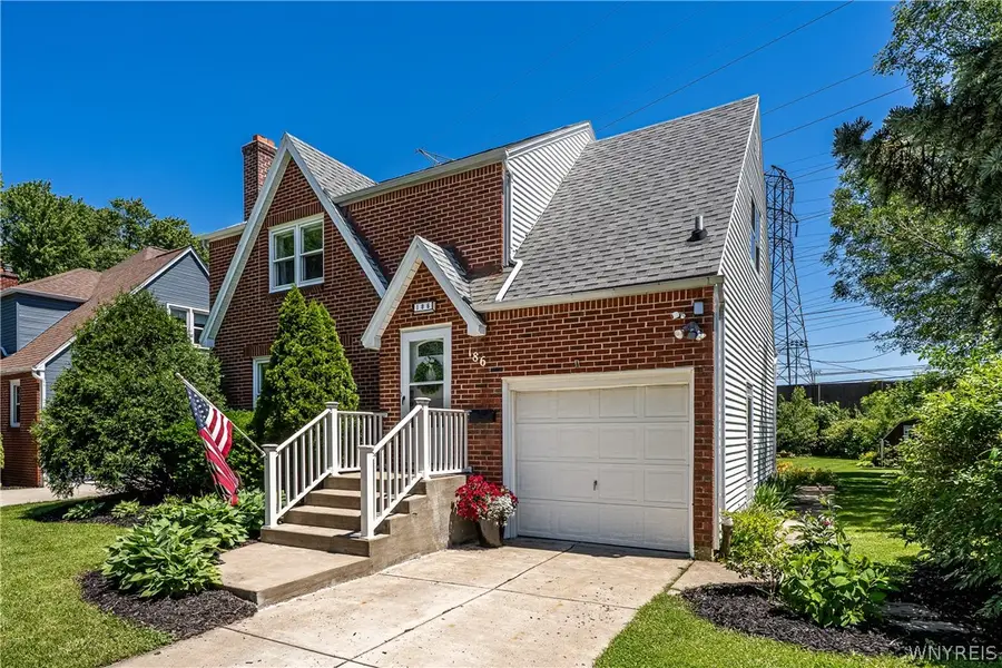 186 Ridgewood Dr, Amherst, NY 14226 - #2