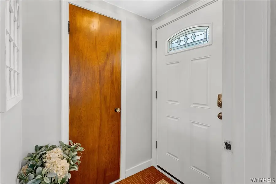 186 Ridgewood Dr, Amherst, NY 14226 - #3