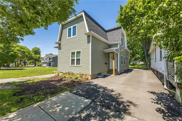1239 Plymouth Avenue S, Rochester, NY 14611