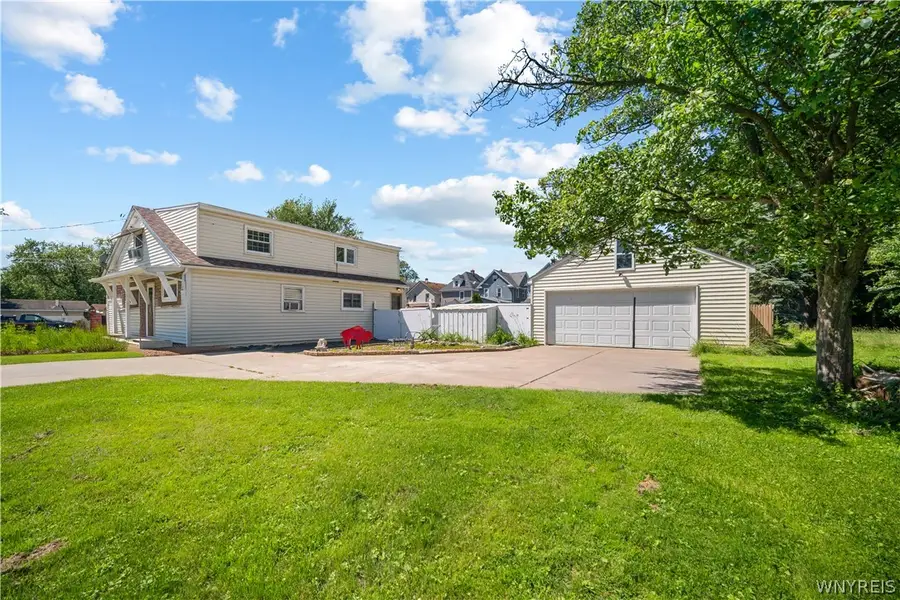 102 Dorrance Avenue, Buffalo, NY 14218 - #3