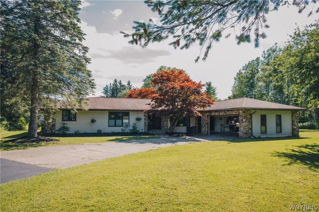 728 Four Rod Road, Alden, NY 14004 - #1