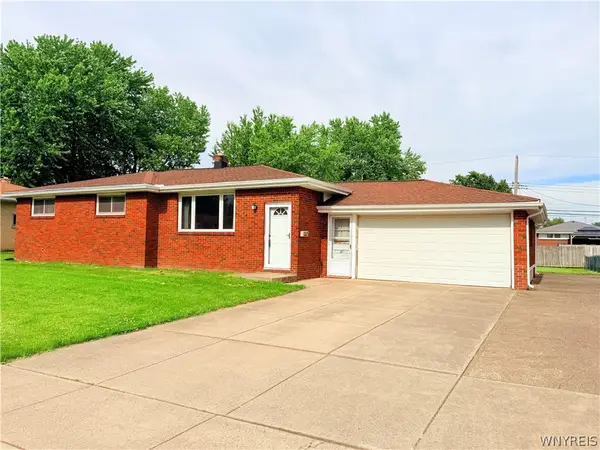 45 Charlescrest Court, Buffalo, NY 14224