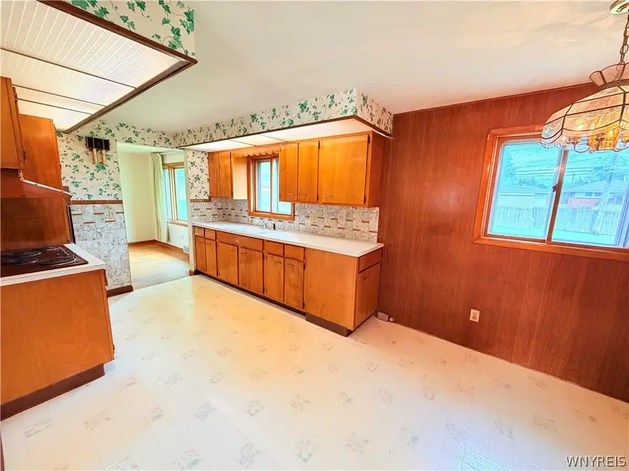 45 Charlescrest Court, Buffalo, NY 14224 - #2