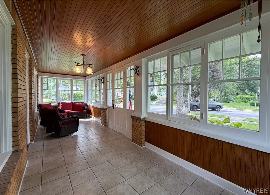 26 Pleasant Avenue, Hamburg, NY 14075 - #2