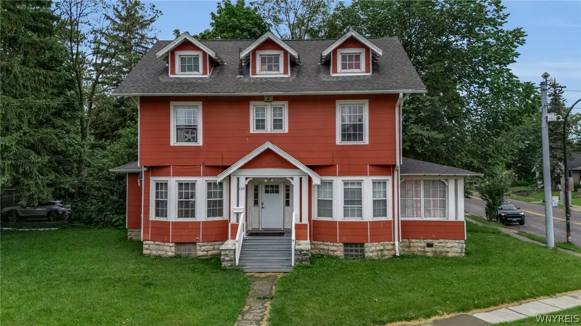 125 Winspear Avenue, Buffalo, NY 14214 - #1