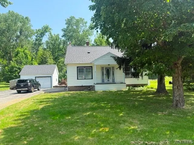 7813 Chestnut Ridge Road, Gasport, NY 14067 - #1