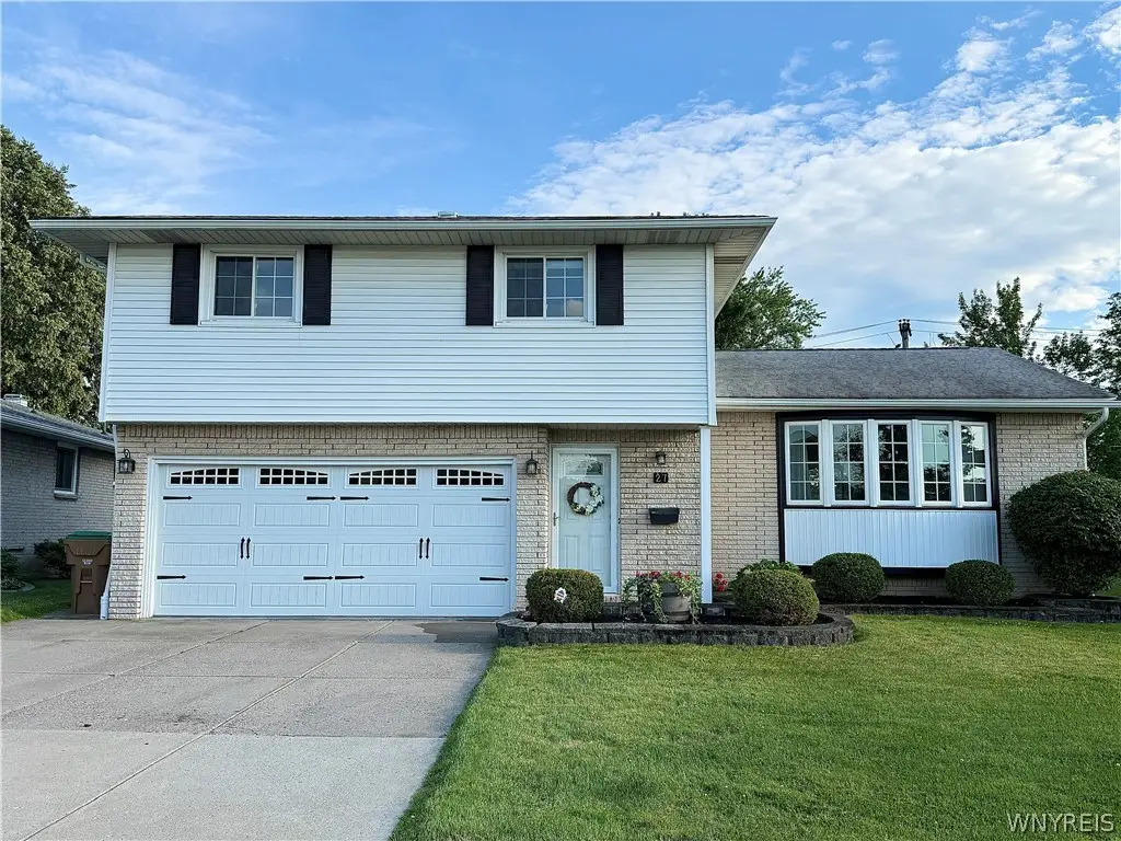 27 Mckenzie Court, Buffalo, NY 14227 - #1