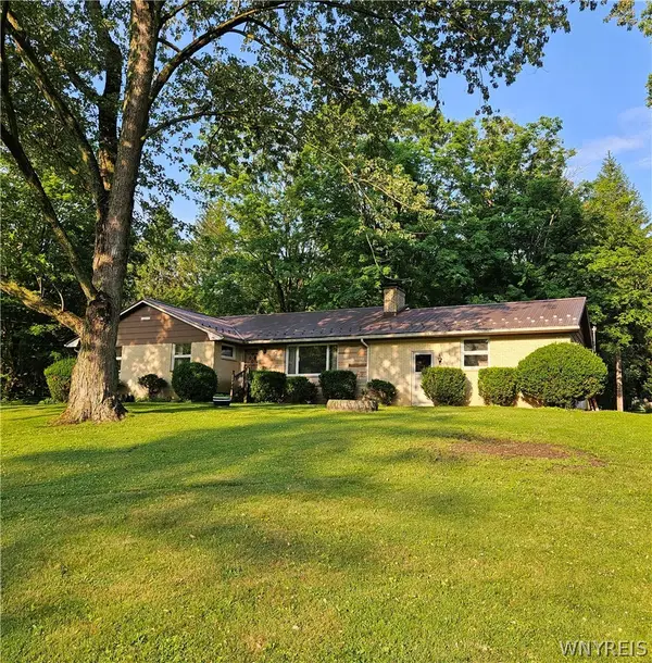 8415 Sisson Highway, Eden, NY 14057