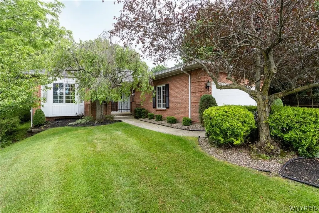 30 Hampton Hill Drive, Buffalo, NY 14221 - #1