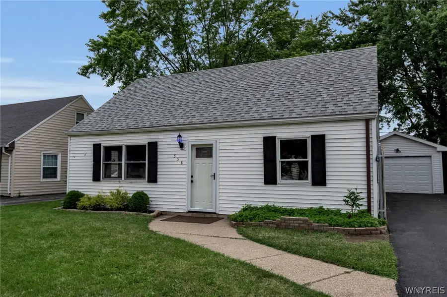 558 Loretta Street, Tonawanda, NY 14150 - #2