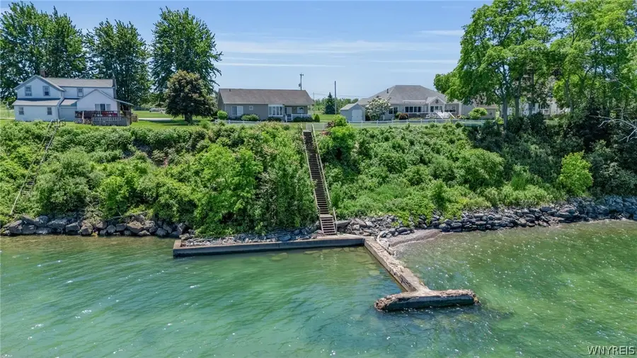 6105 E Lake Road, Burt, NY 14028 - #2