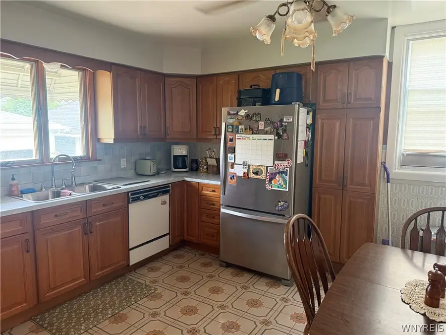 206 N Park Avenue, Buffalo, NY 14216 - #3