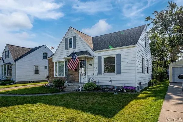 71 Wrexham Court N, Tonawanda, NY 14150