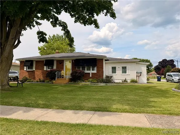 96 Della Drive, Buffalo, NY 14218
