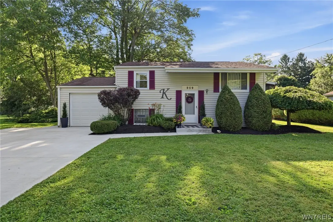 959 Bonnie Lake Drive, Alden, NY 14004 - #1