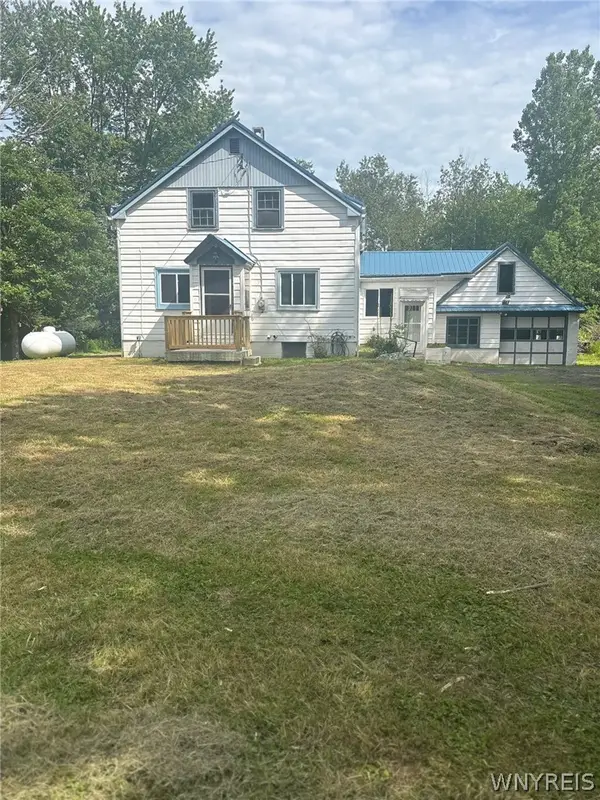 6815 Southwestern Boulevard, Hamburg, NY 14085
