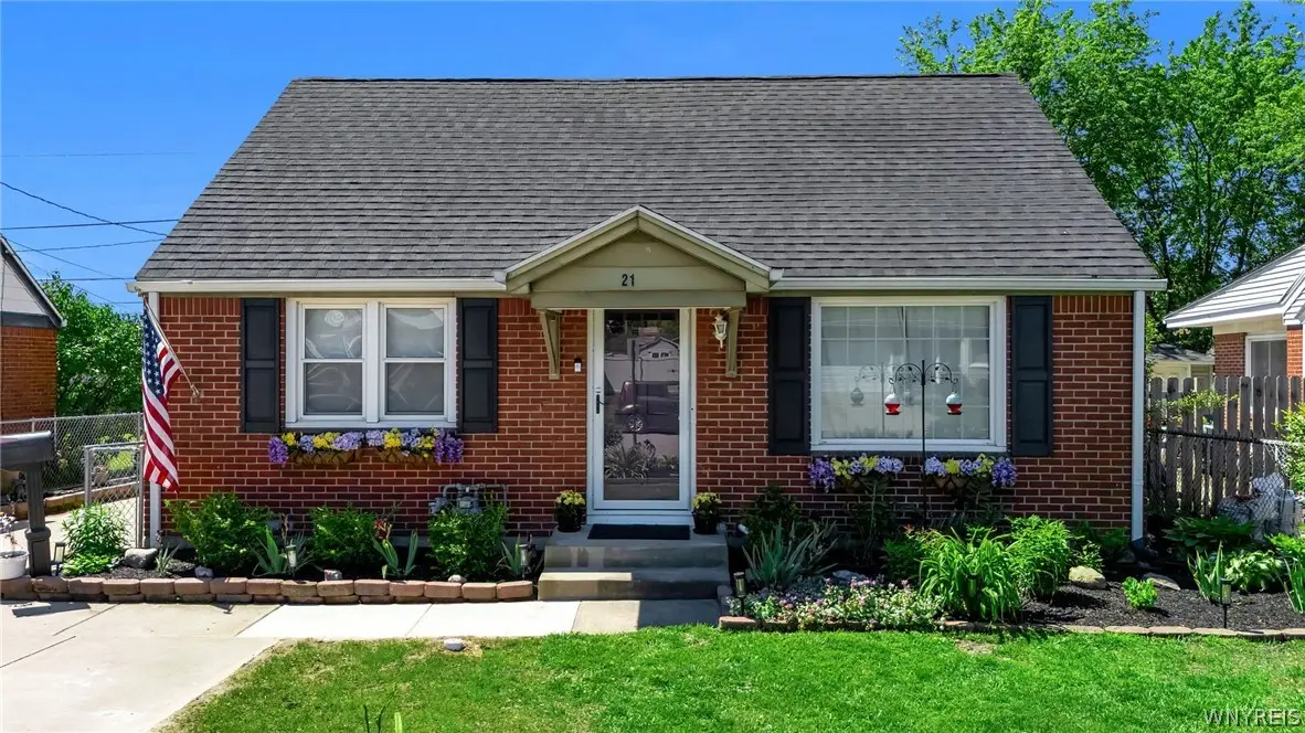 21 Peinkofer Drive, Buffalo, NY 14225 - #1