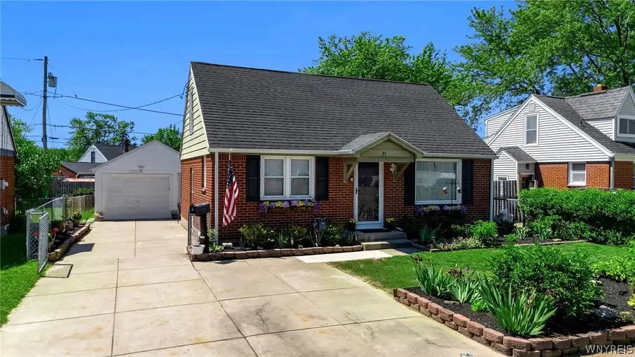 21 Peinkofer Drive, Buffalo, NY 14225 - #3