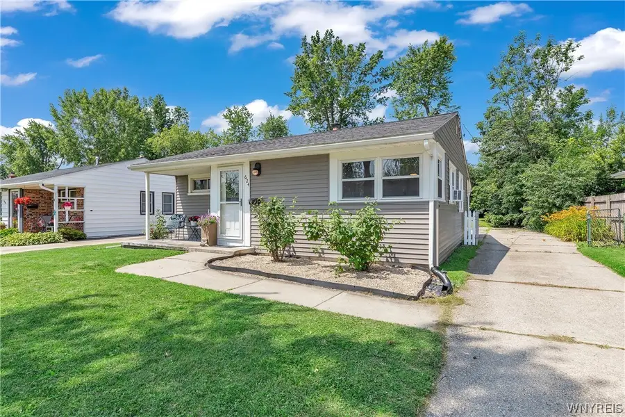 624 Montrose Avenue, Buffalo, NY 14223 - #2