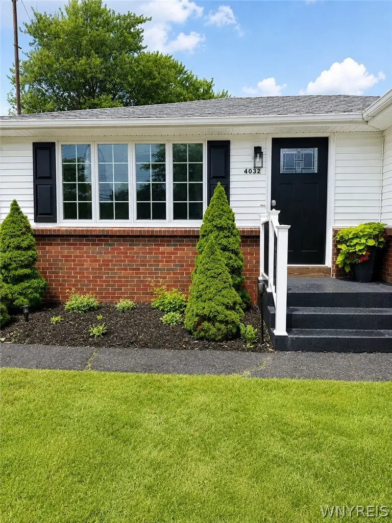 4032 Clinton Street, Buffalo, NY 14224 - #1