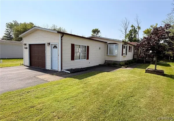 6220 Corwin Station, Newfane, NY 14108