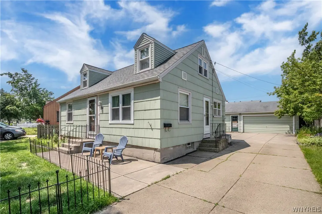 1852 Parker Blvd, Tonawanda, NY 14150 - #1
