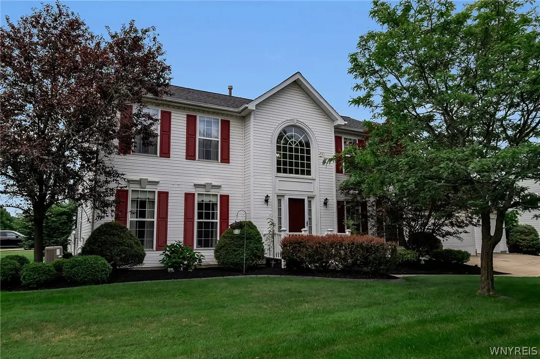 41 Creekwood Drive, Lancaster, NY 14086 - #1