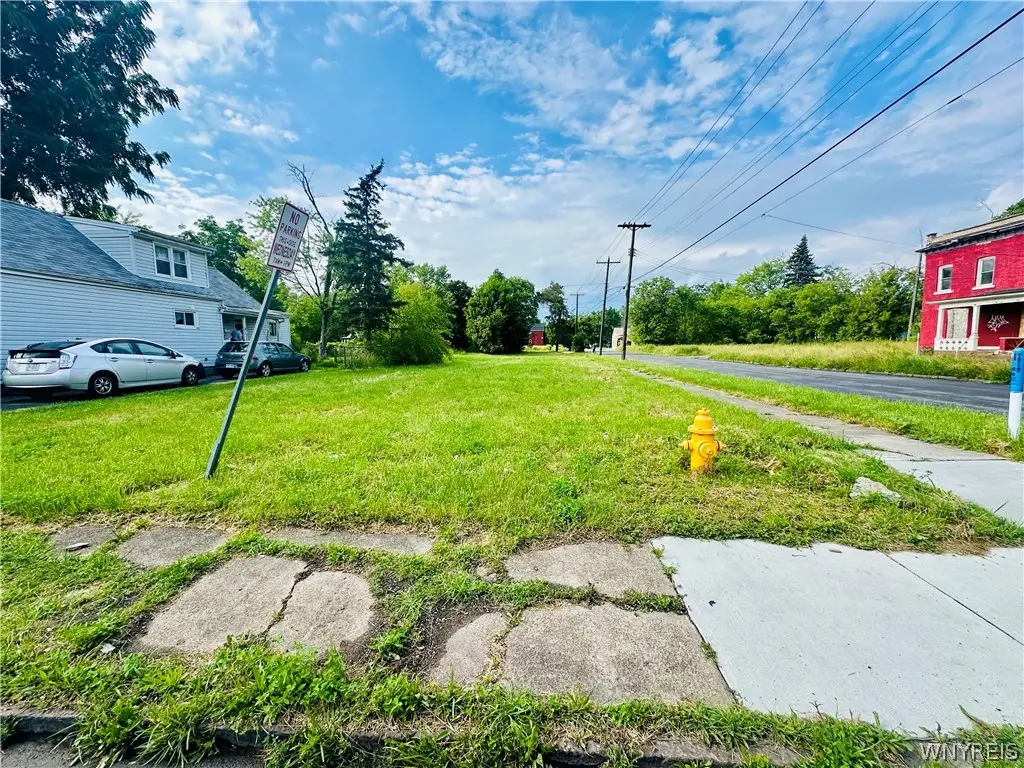 1164 Whitney Avenue, Niagara Falls, NY 14301 - #1