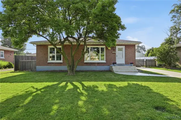 85 Emerson Drive, Buffalo, NY 14226