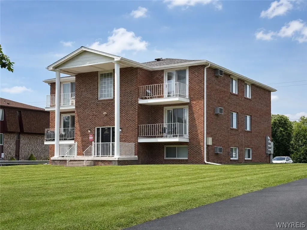 6293 Robinson Road, Lockport, NY 14094 - #1