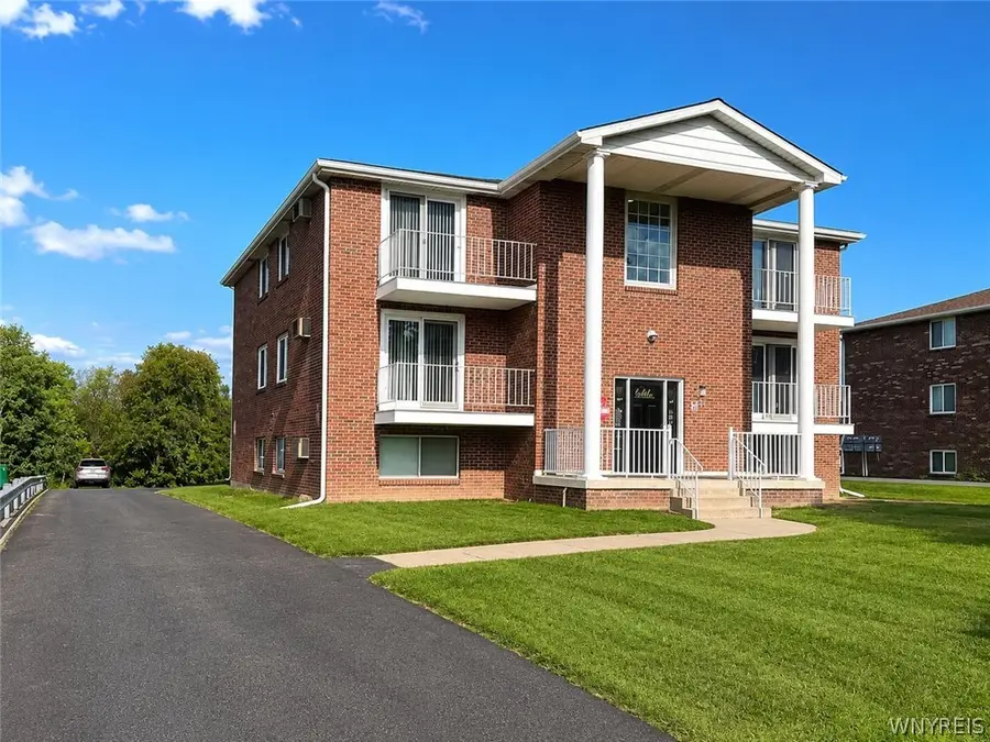 6293 Robinson Road, Lockport, NY 14094 - #2