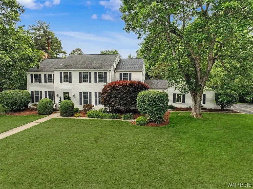 70 Briarhill Road, Williamsville, NY 14221 - #1
