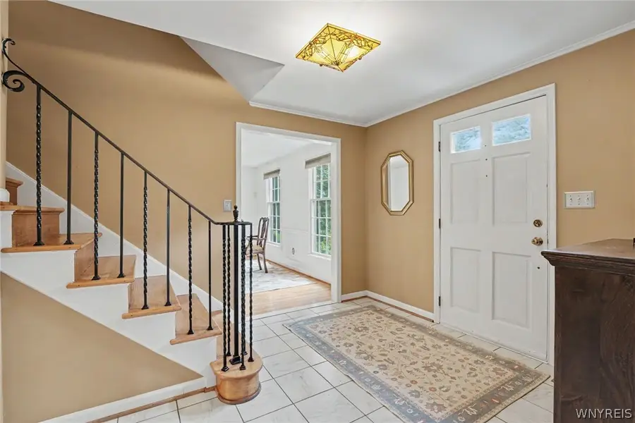 70 Briarhill Road, Williamsville, NY 14221 - #2
