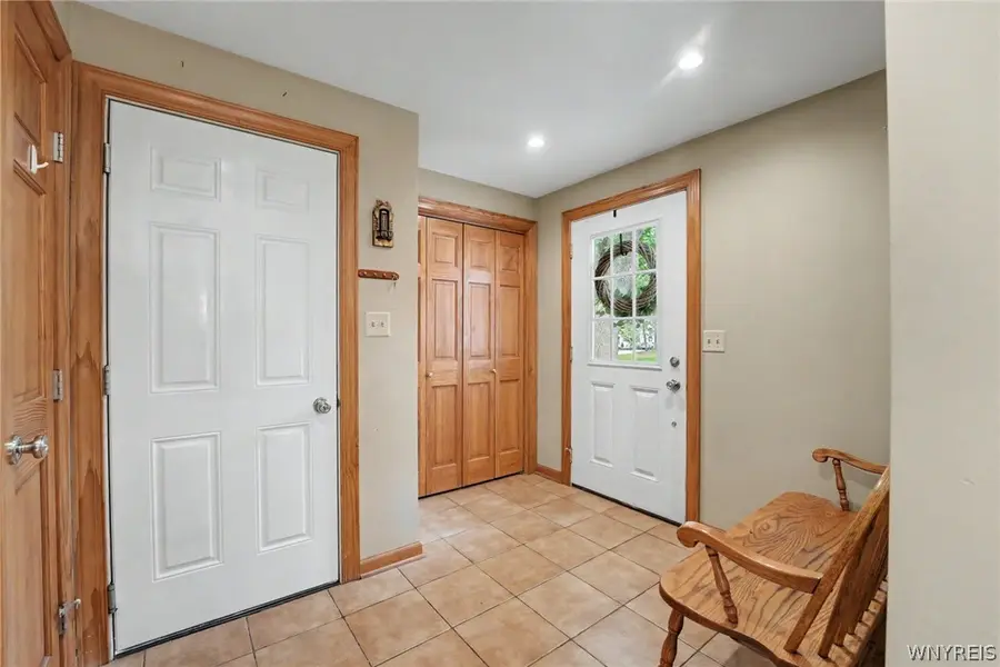 70 Briarhill Road, Williamsville, NY 14221 - #3