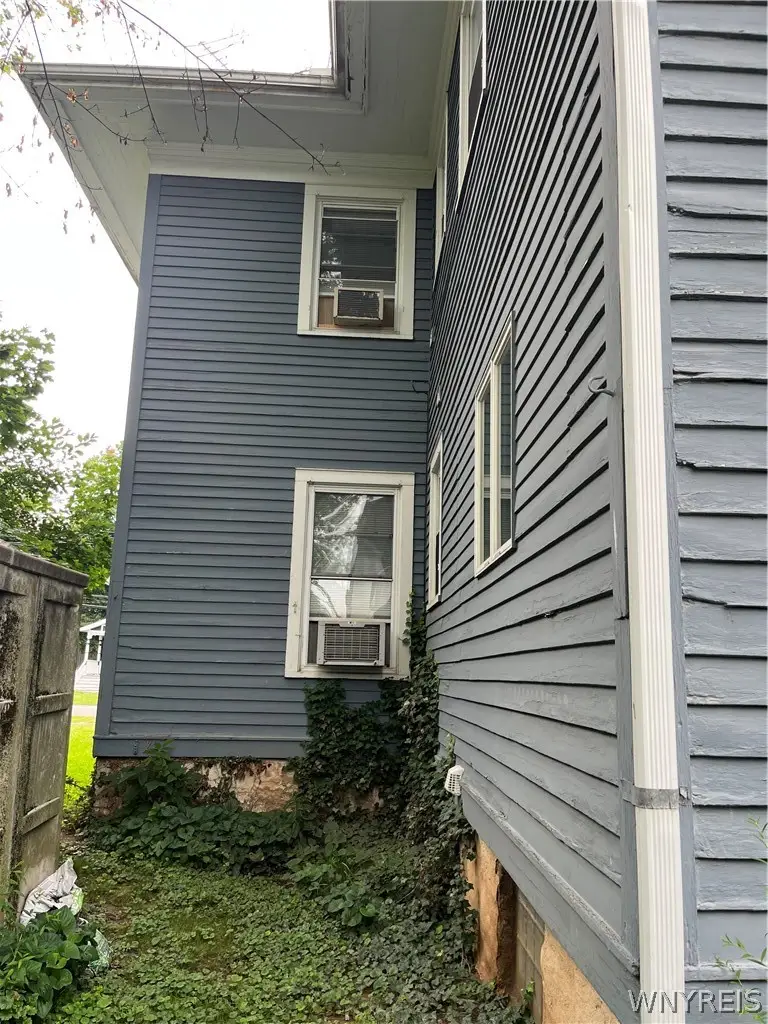 283 High Street, Lockport, NY 14094 - #3