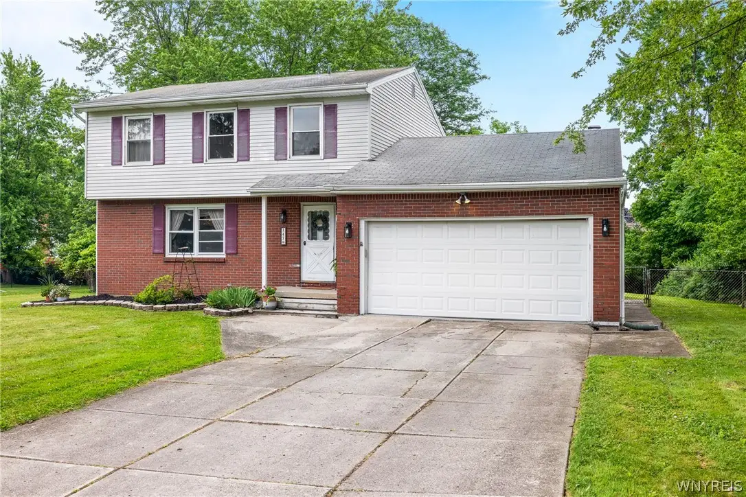 147 N Linden Street, Williamsville, NY 14221 - #1