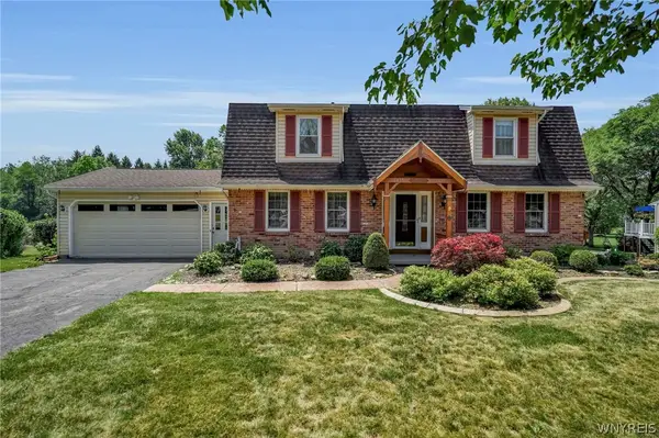 6475 Ludon Drive, Hamburg, NY 14075
