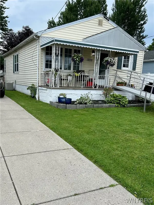 1205 85th Street, Niagara Falls, NY 14304