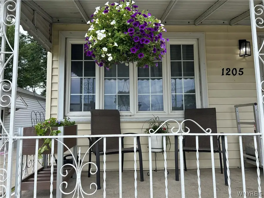 1205 85th Street, Niagara Falls, NY 14304 - #2