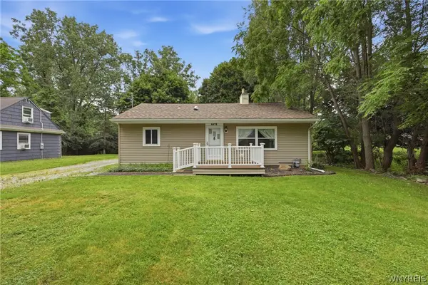 4875 Meadowbrook Road, Buffalo, NY 14221