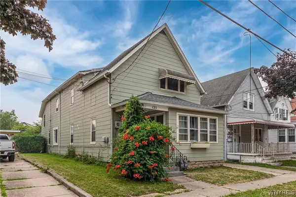 135 Schiller St, Buffalo, NY 14206