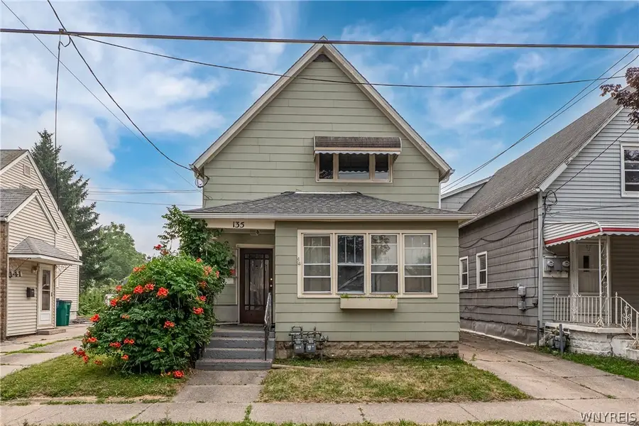 135 Schiller St, Buffalo, NY 14206 - #2