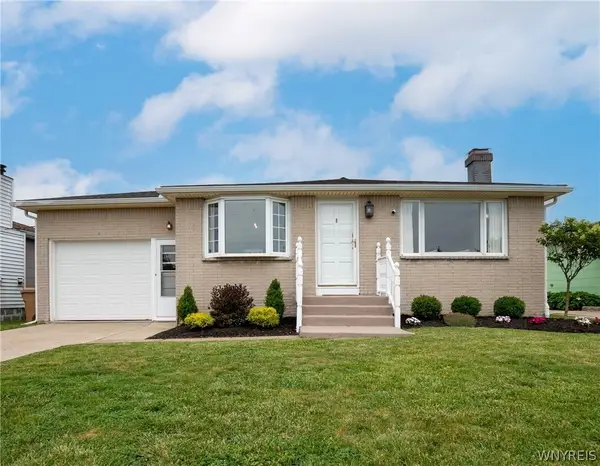 48 Castlewood Drive, Buffalo, NY 14227