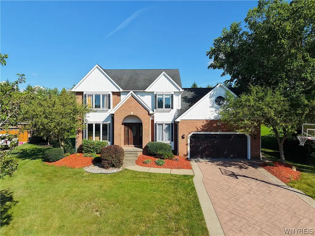 5545 Country Club Lane, Hamburg, NY 14075 - #1
