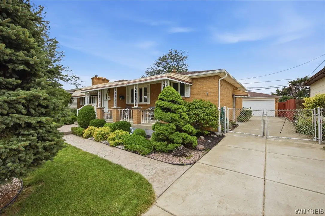 74 Leni Lane, Cheektowaga, NY 14225 - #1