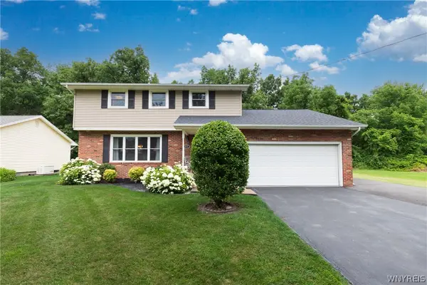 377 Brentwood Drive, Youngstown, NY 14174
